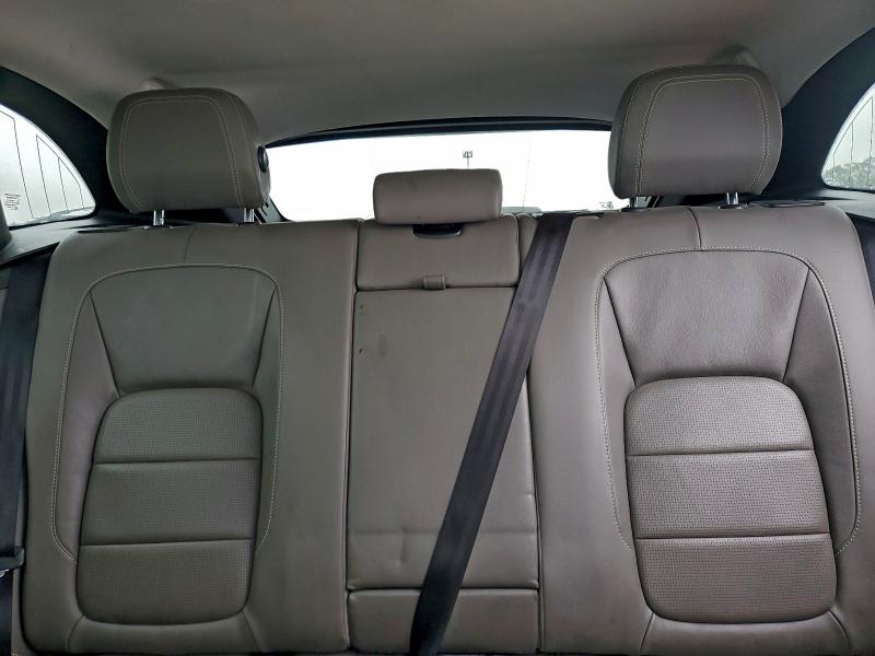 Фото 10 - JAGUAR F-PACE