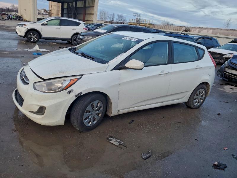 Фото 1 - HYUNDAI ACCENT