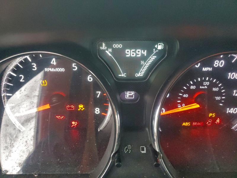 Фото 9 - NISSAN VERSA