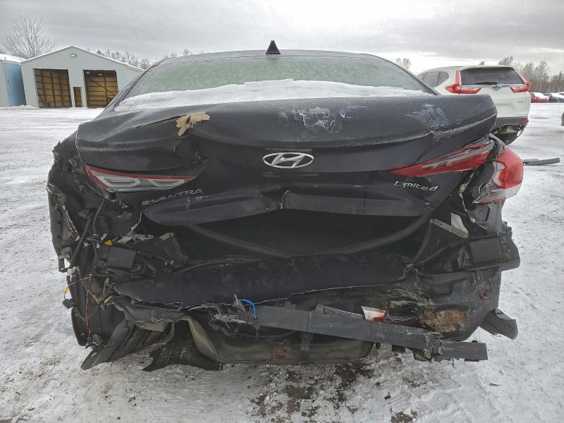 Фото 6 - HYUNDAI ELANTRA