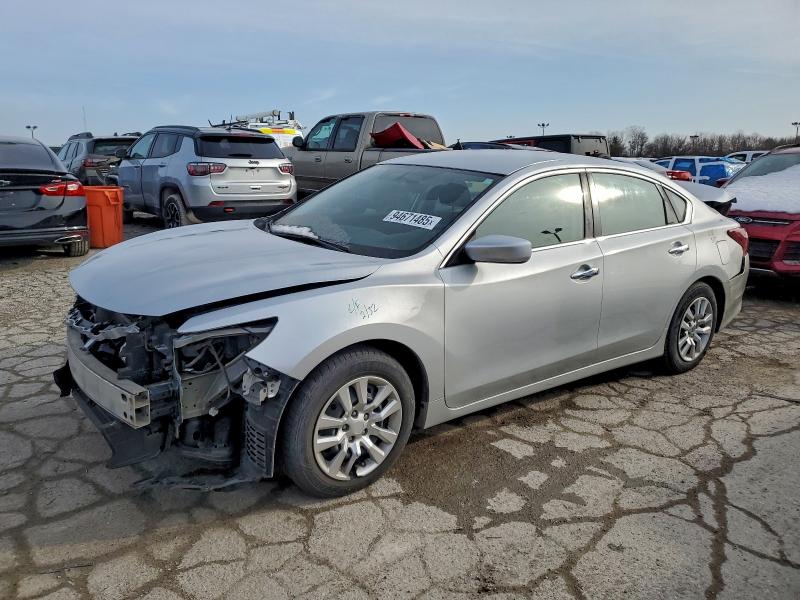 Фото 1 - NISSAN ALTIMA