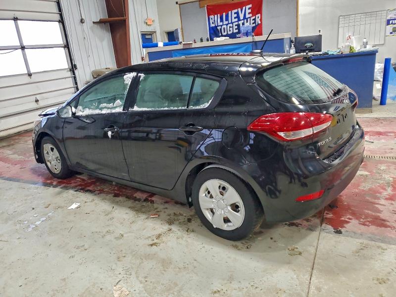 Фото 2 - KIA FORTE