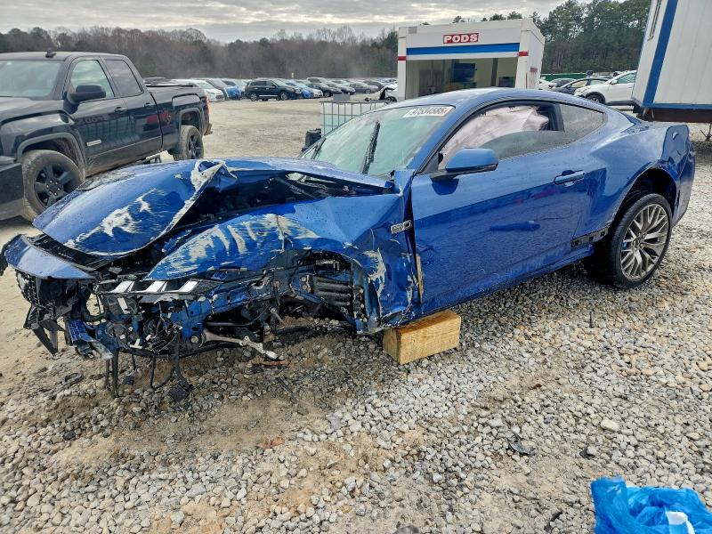 Фото 1 - FORD MUSTANG