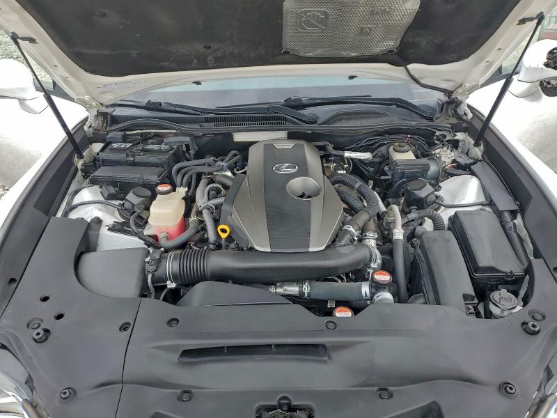 Фото 11 - LEXUS RC