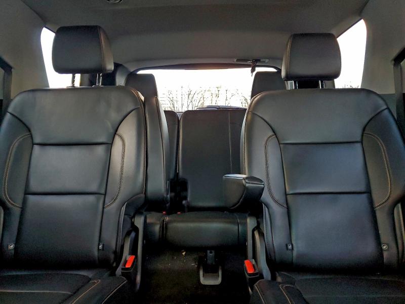 Фото 10 - CHEVROLET TRAVERSE