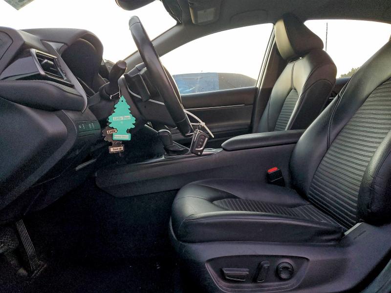 Фото 7 - TOYOTA CAMRY