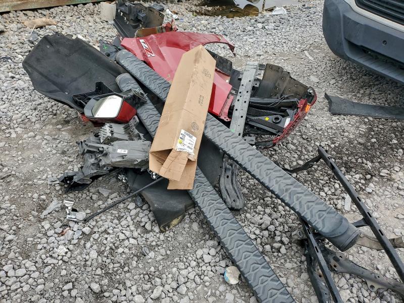 Фото 13 - CHEVROLET TAHOE