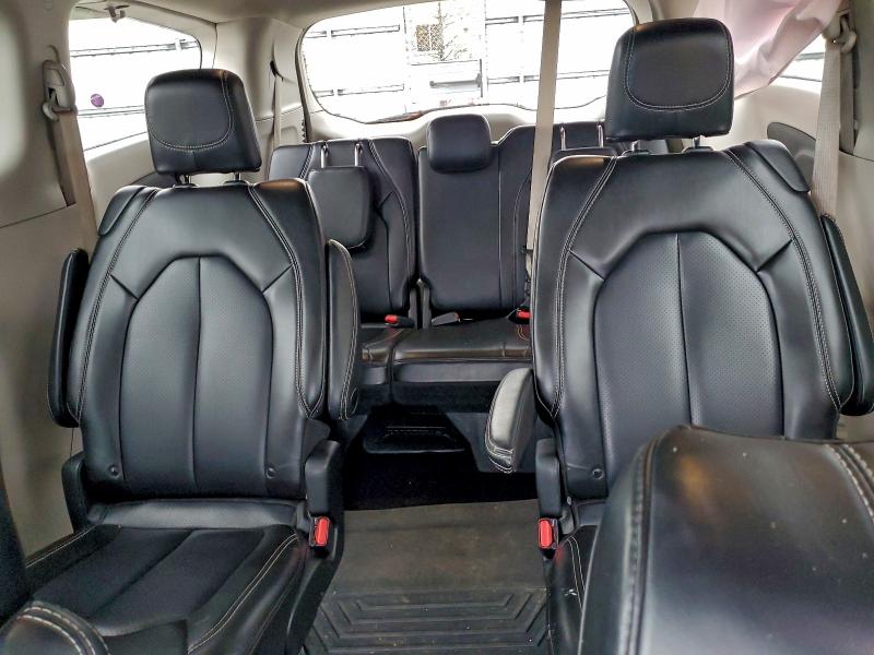 Фото 10 - CHRYSLER PACIFICA