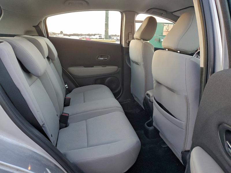 Фото 10 - HONDA HR-V