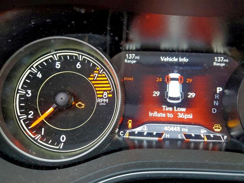 Фото 9 - JEEP CHEROKEE