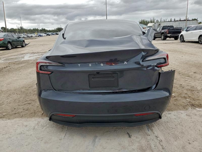 Фото 6 - TESLA MODEL 3