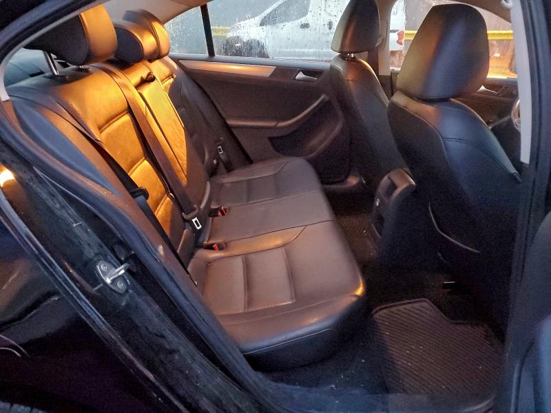 Фото 10 - VOLKSWAGEN JETTA