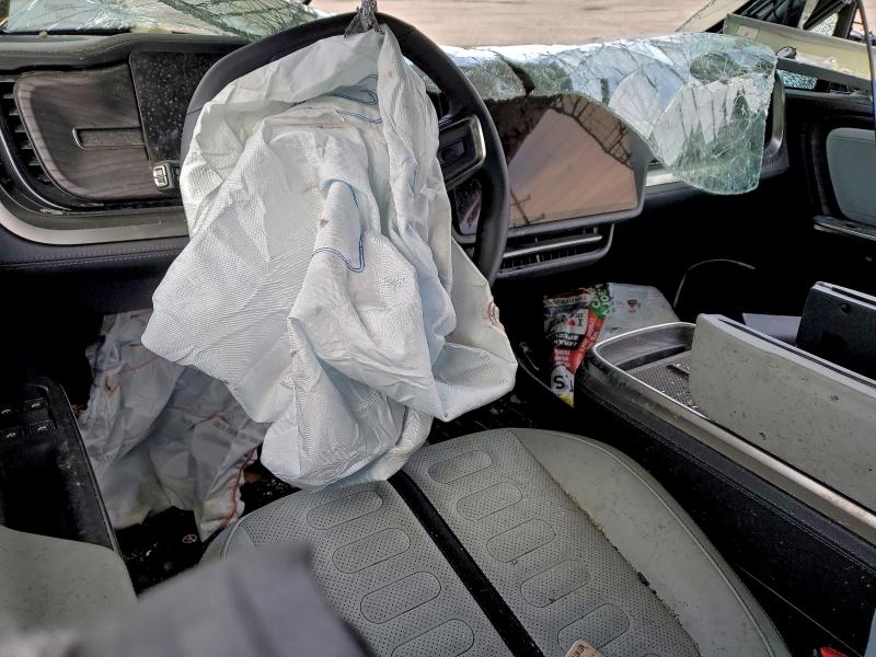 RIVIAN RIS 2025 VIN 7PDSGBBA9SN052621