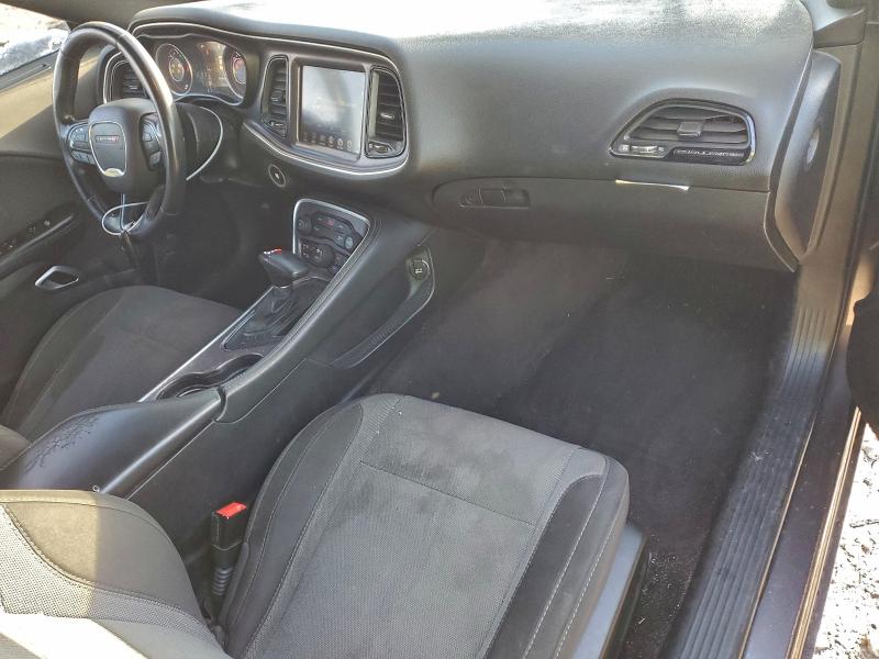 Фото 8 - DODGE CHALLENGER