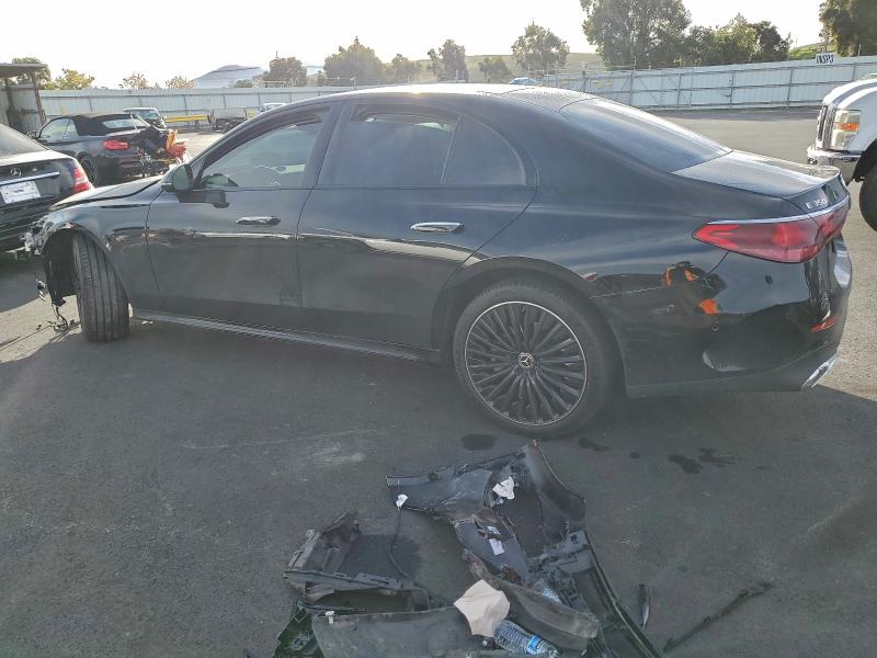 Фото 2 - MERCEDES-BENZ E-CLASS