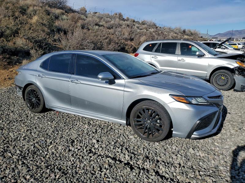 Фото 4 - TOYOTA CAMRY