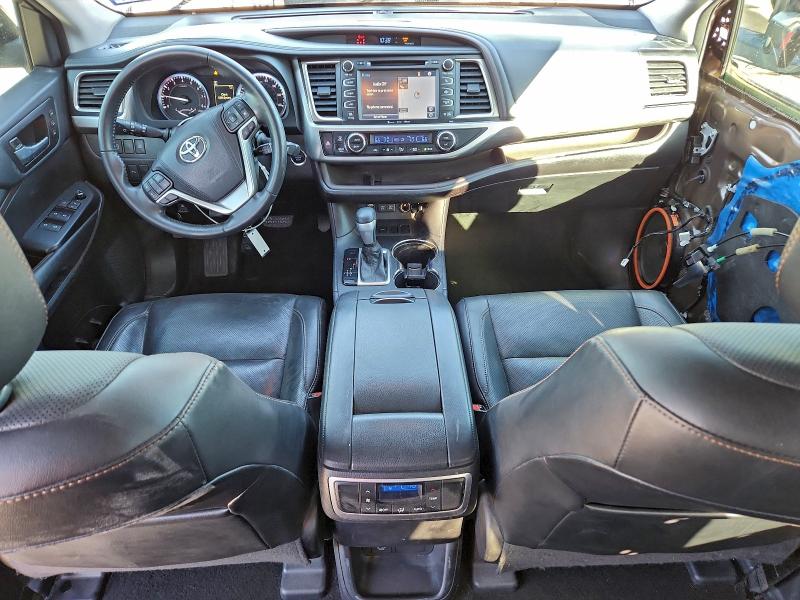 Фото 8 - TOYOTA HIGHLANDER