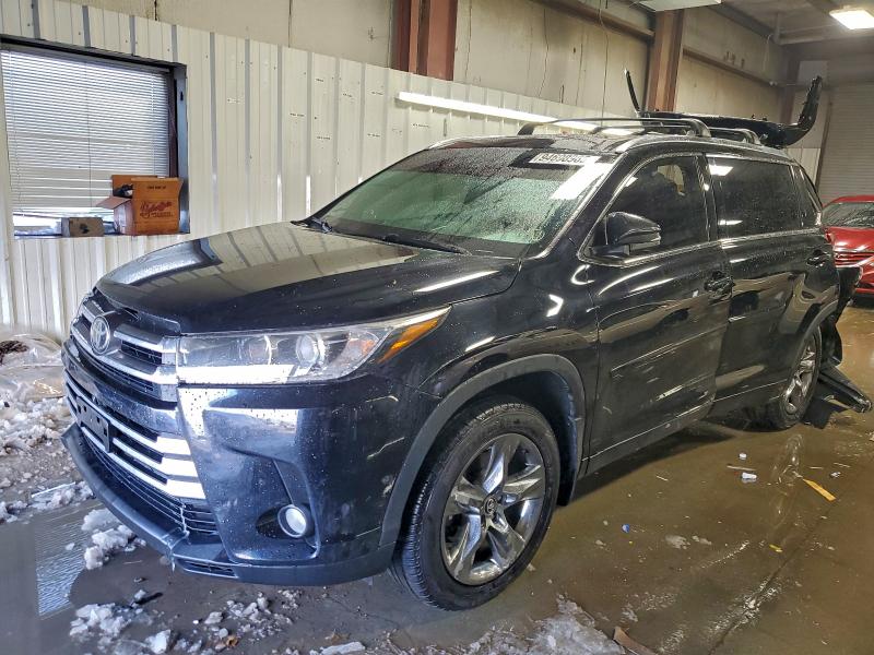 Фото 1 - TOYOTA HIGHLANDER