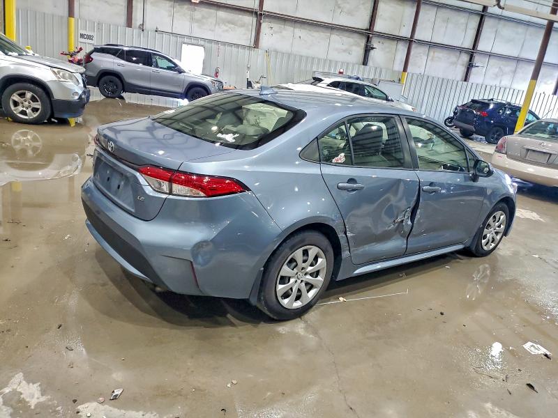 Фото 3 - TOYOTA COROLLA