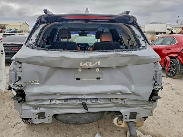 Фото 6 - KIA SORENTO