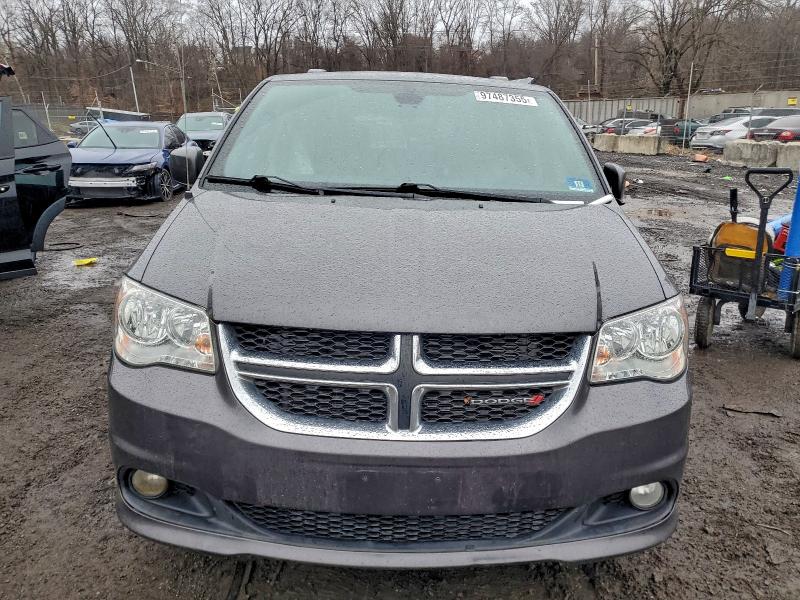 Фото 5 - DODGE CARAVAN