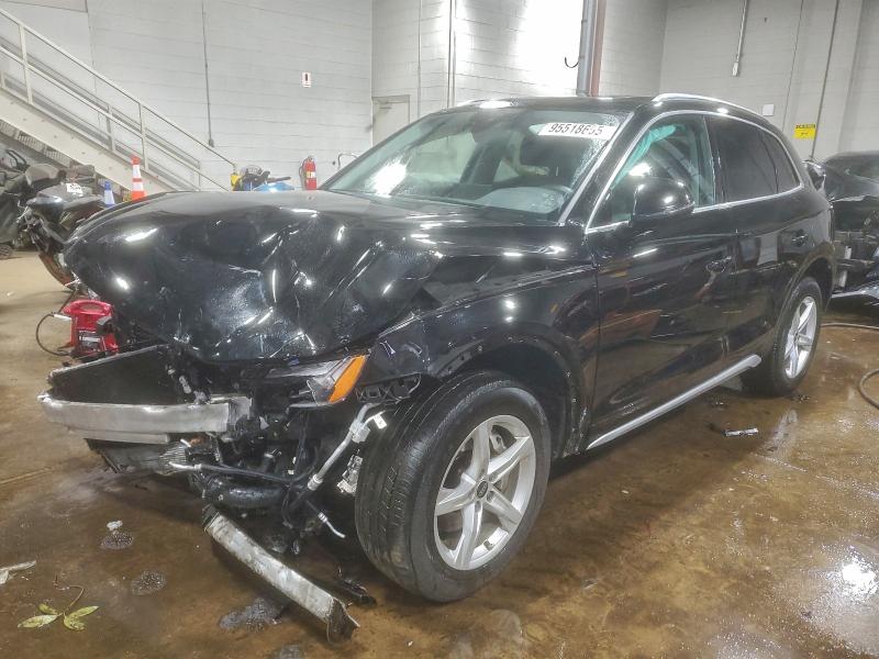 Фото 1 - AUDI Q5