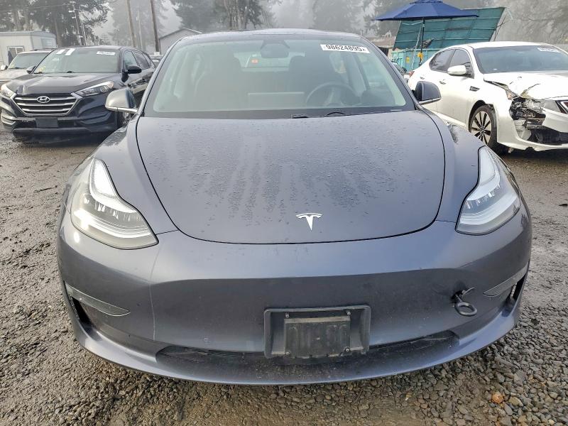 Фото 5 - TESLA MODEL 3