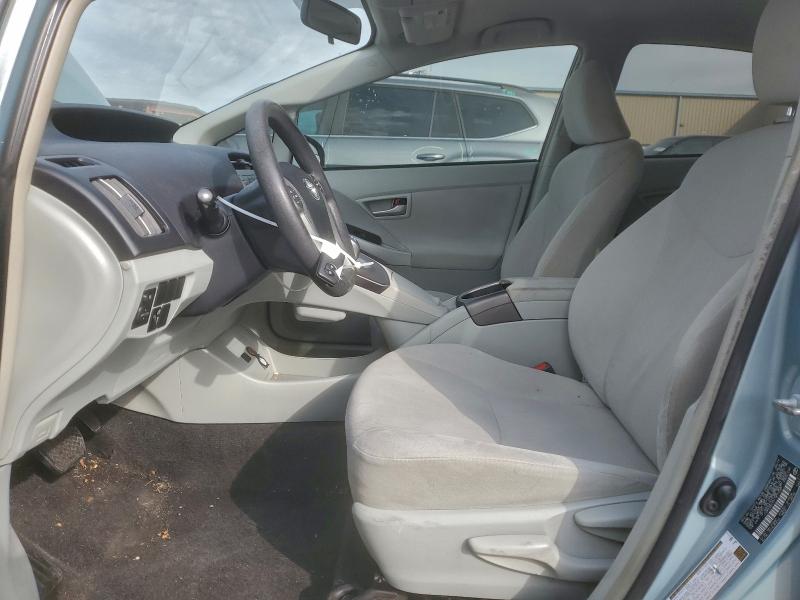 Фото 7 - TOYOTA PRIUS