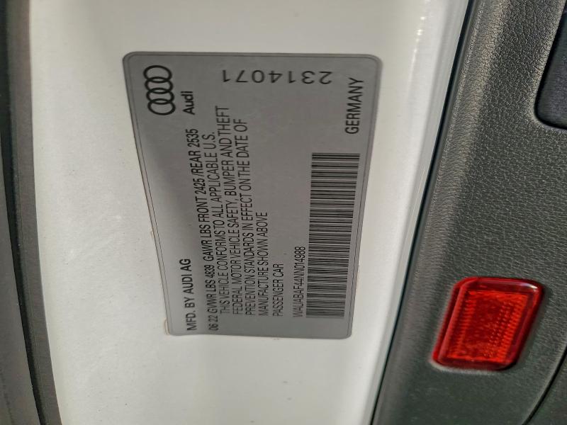 Фото 12 - AUDI A4