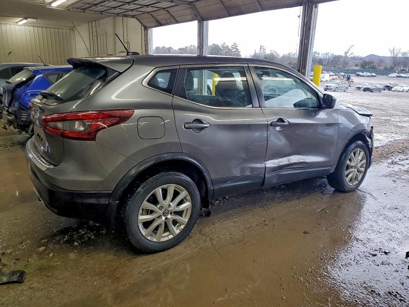 Фото 3 - NISSAN ROGUE