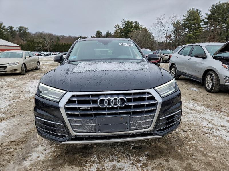 Фото 5 - AUDI Q5