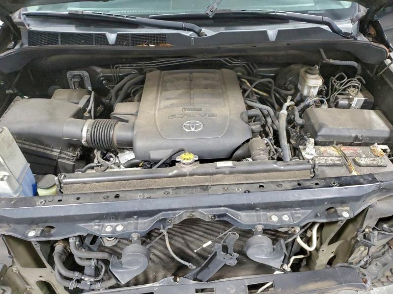 Фото 11 - TOYOTA TUNDRA