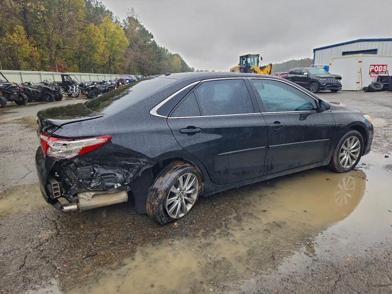 Фото 3 - TOYOTA CAMRY