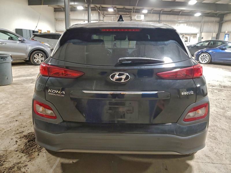 Фото 6 - HYUNDAI KONA