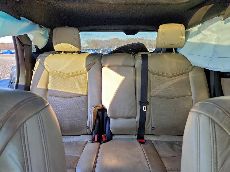 Фото 10 - CADILLAC XT5