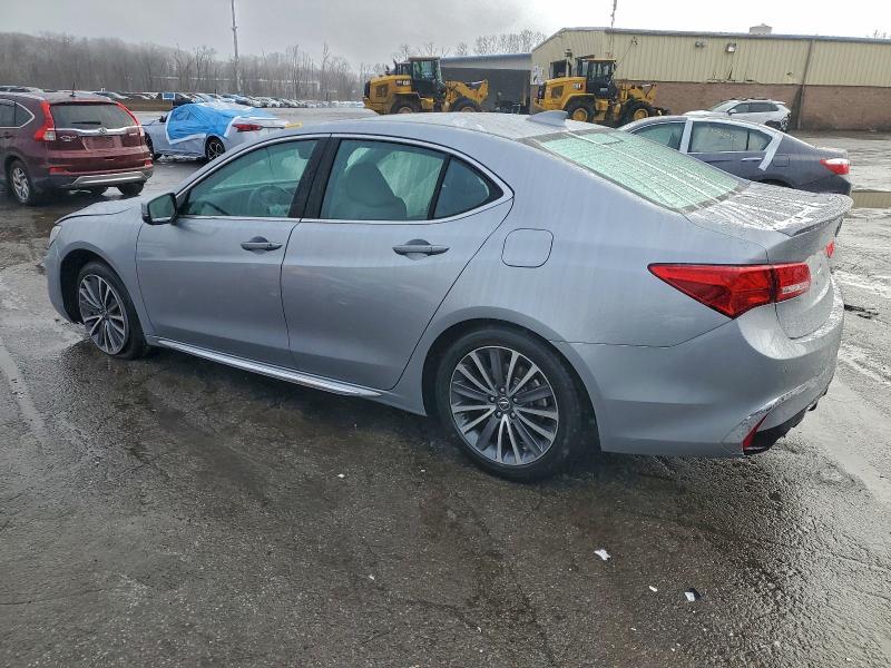 Фото 2 - ACURA TLX