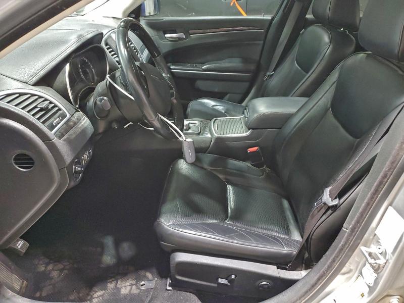 Фото 7 - CHRYSLER 300