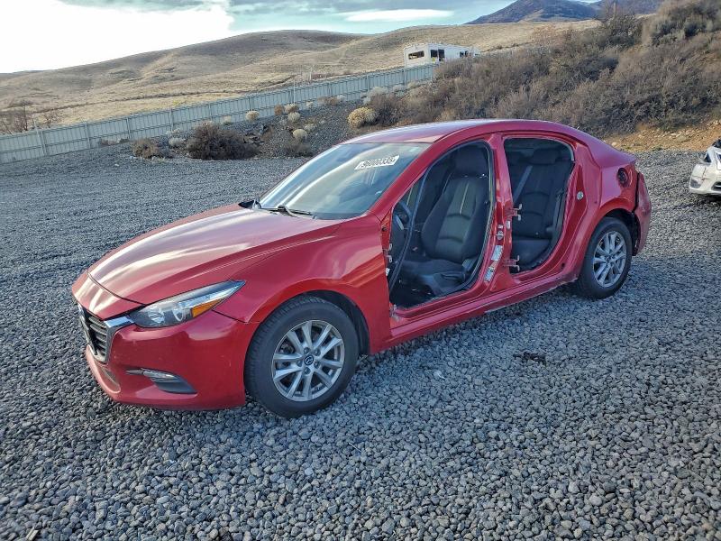 Фото 1 - MAZDA 3