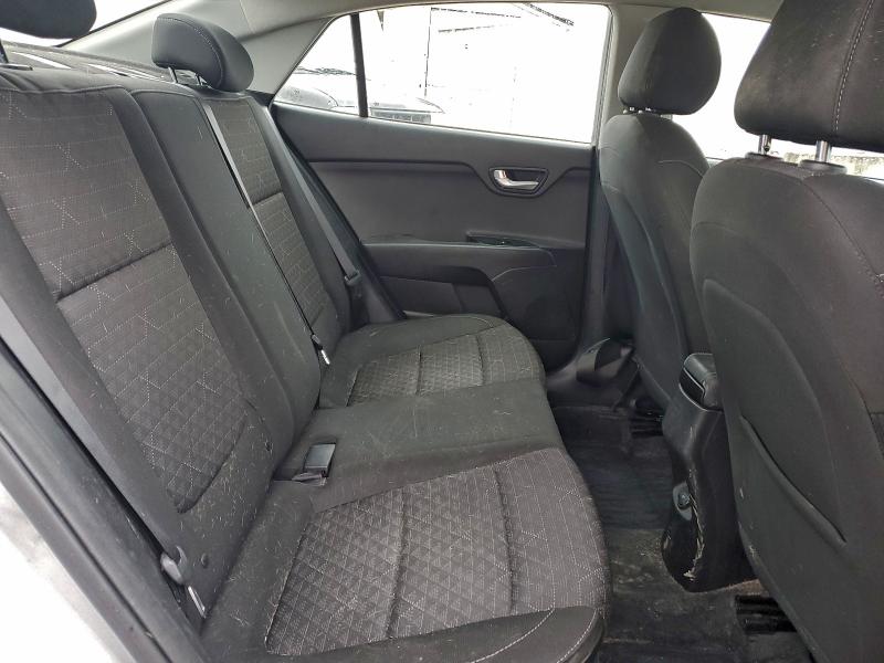 Фото 10 - KIA RIO