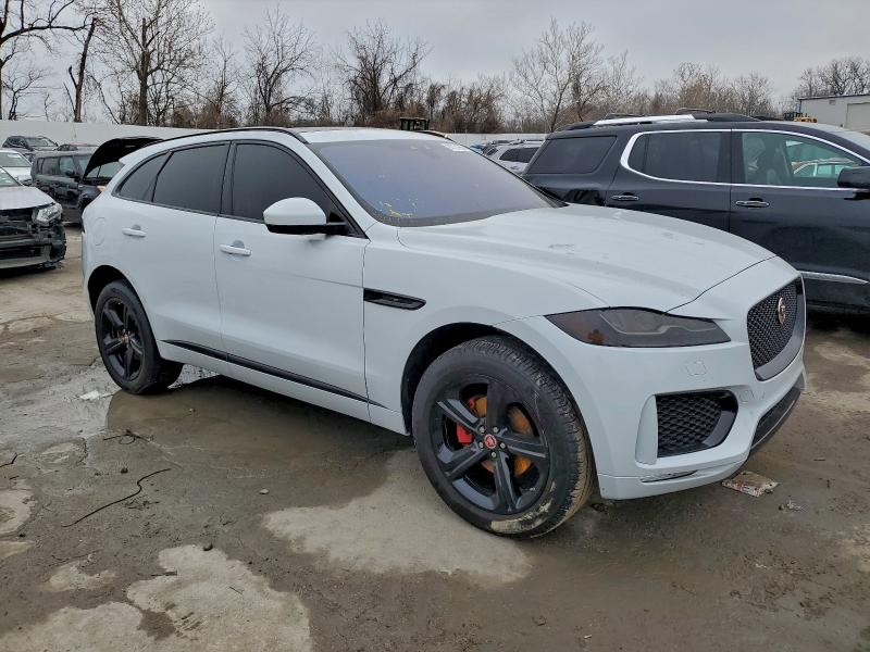 Фото 4 - JAGUAR F-PACE