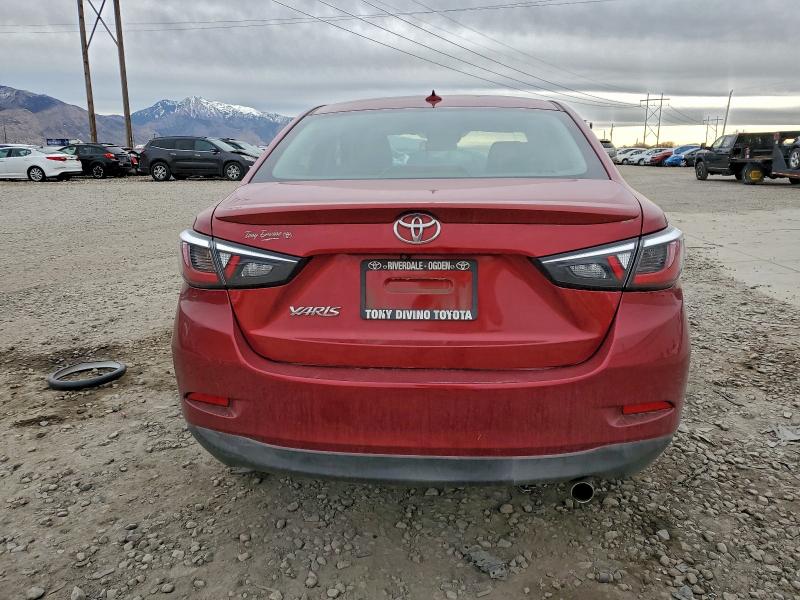 Фото 6 - TOYOTA YARIS