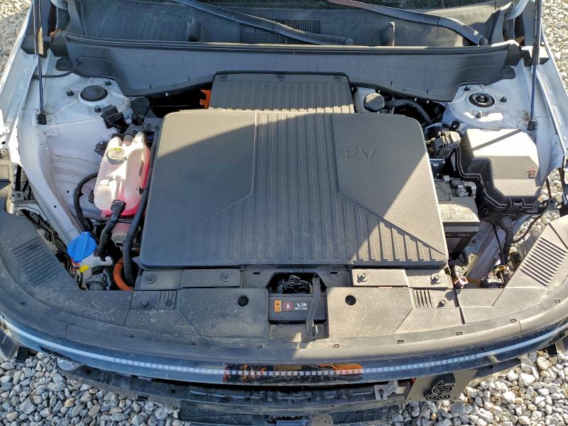 Фото 12 - HYUNDAI KONA