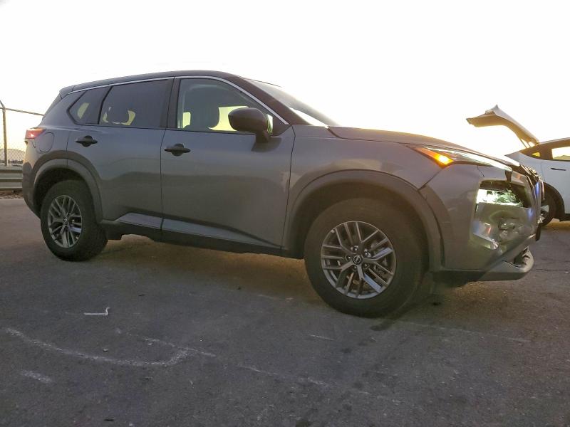 Фото 4 - NISSAN ROGUE