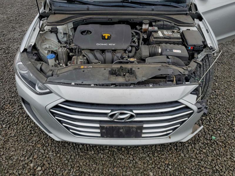 Фото 11 - HYUNDAI ELANTRA