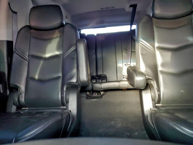 Фото 10 - CADILLAC ESCALADE