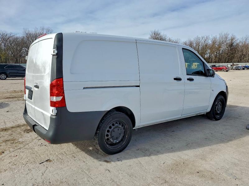 Фото 3 - MERCEDES-BENZ METRIS