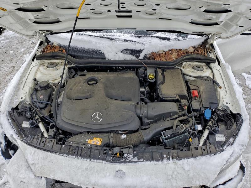 Фото 12 - MERCEDES-BENZ GLA-CLASS