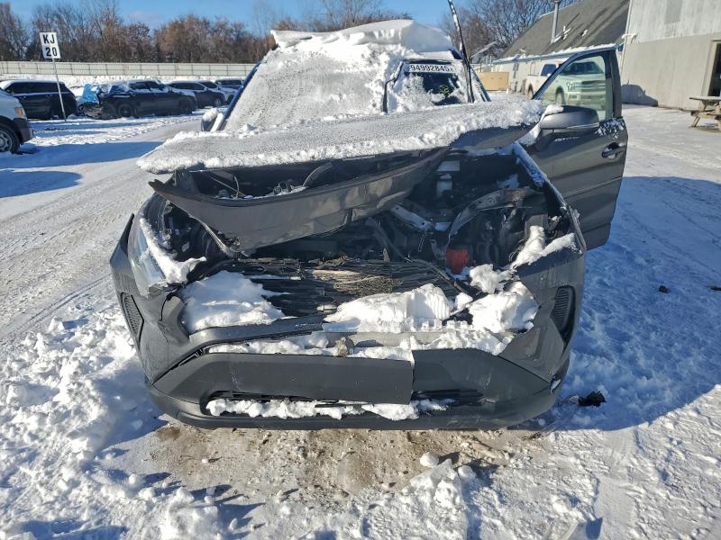 Фото 12 - TOYOTA RAV4