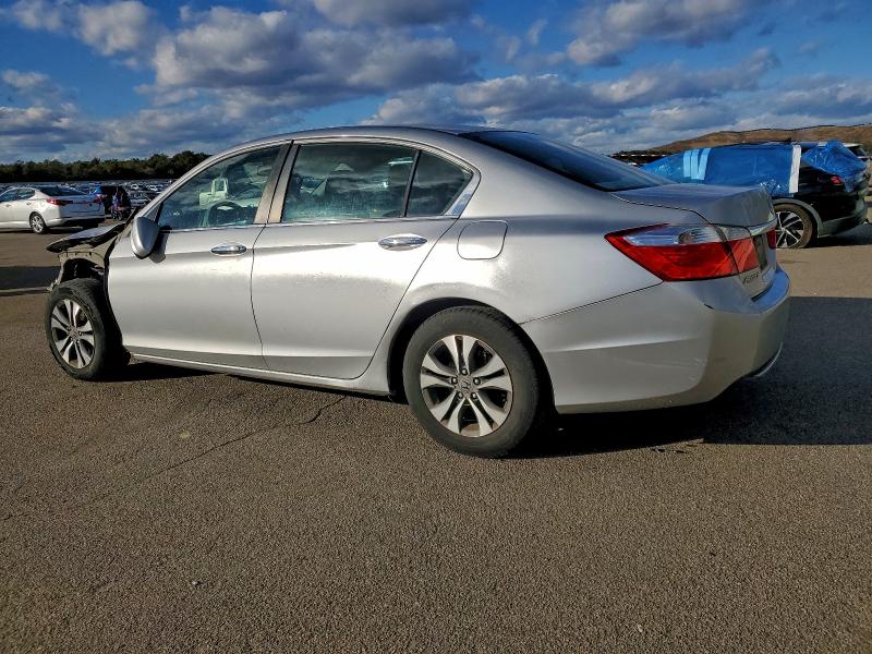 Фото 2 - HONDA ACCORD
