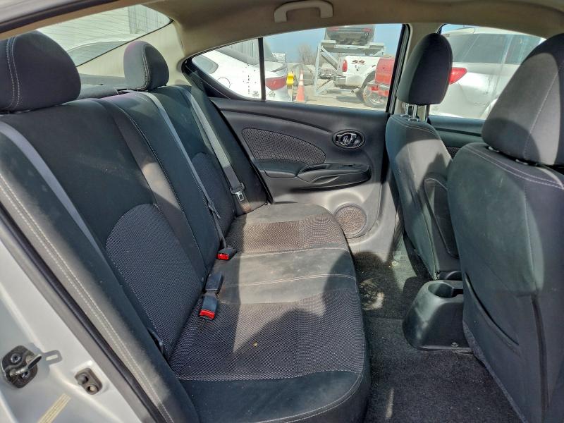 Фото 10 - NISSAN VERSA